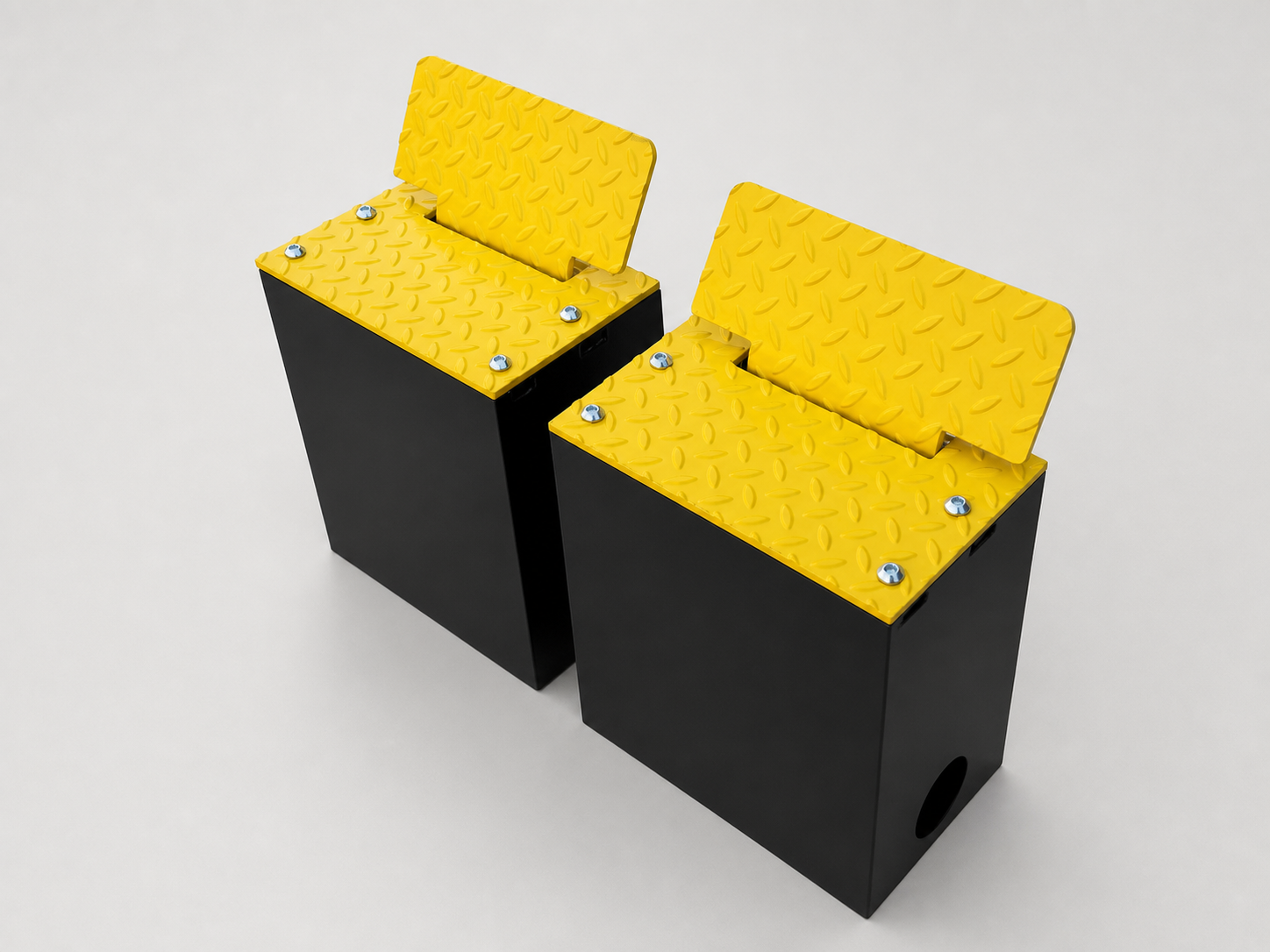 Tiger Recessed Flow Plate photographed in a clean industrial setting